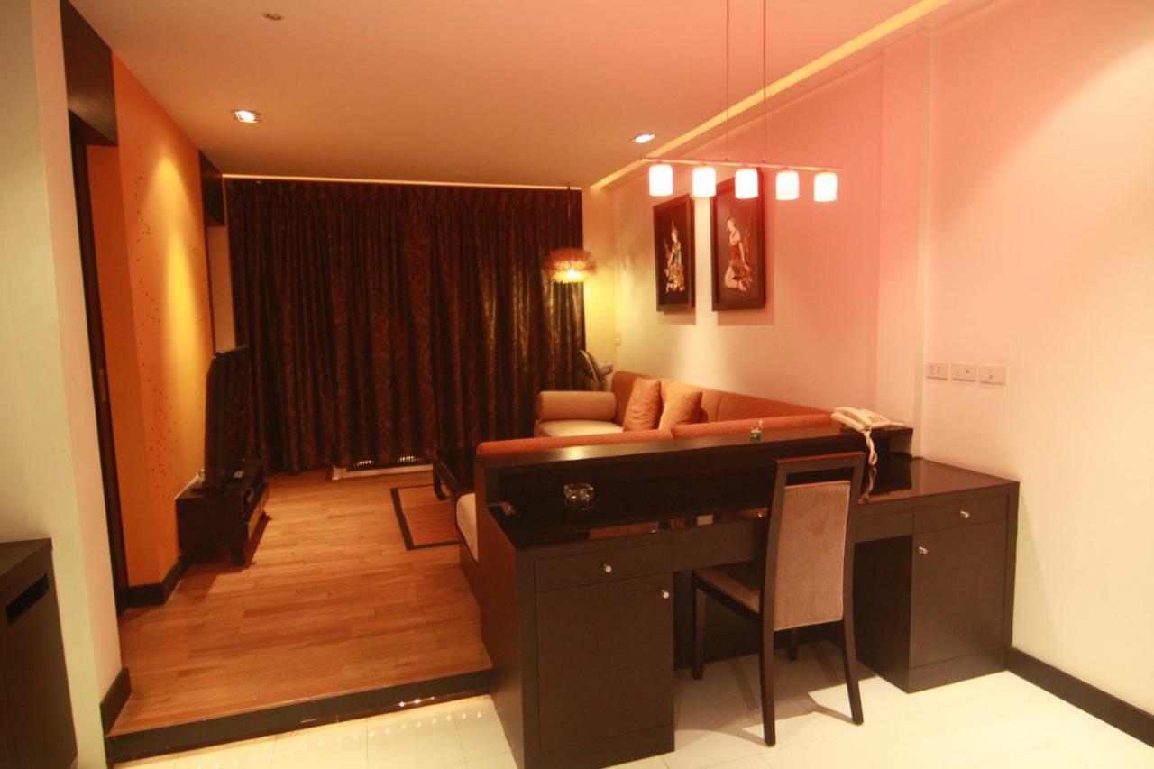 6 Tower Apartemen *